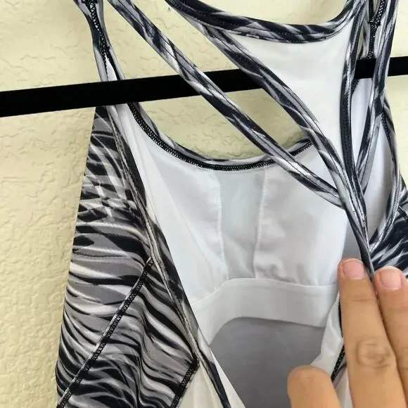 Alo Yoga Strappy Racerback Tank Top Black White Print Size Large - Picture 11 of 11